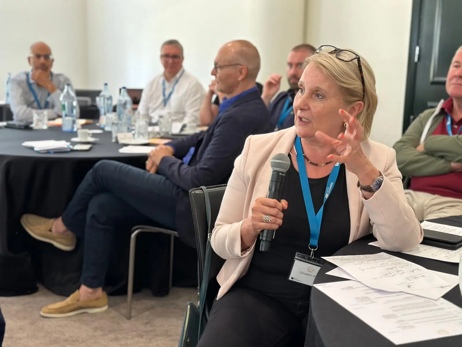 Elizabeth Osta asking a leadership question at Guild 2024