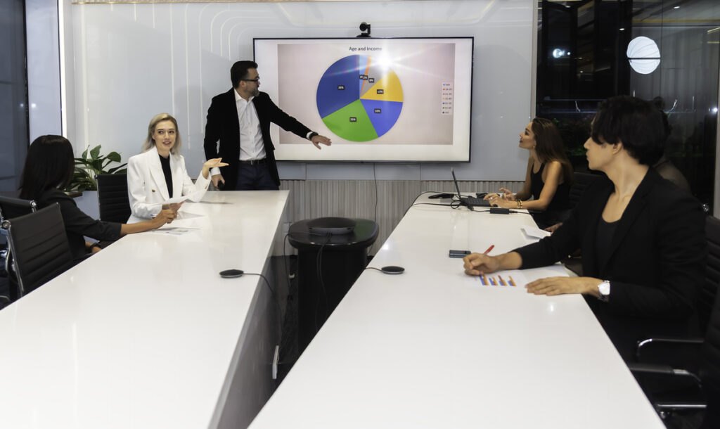 cdo-challenges--stressing-the-importance-of-a-data-strategy