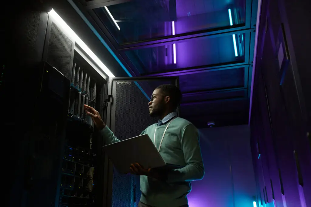 energy-efficiency-is-not-being-prioritised-by-data-centres-in-the-uk