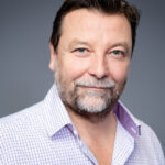Ian Scholey Online