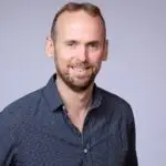 Jonathan Saunders