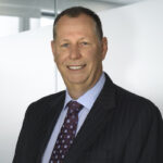 Neil Currie Online