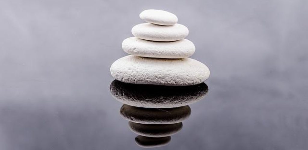Fourpebbles_Main